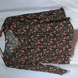 Floral, quarter length sleeve blouse